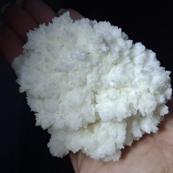Stunning Calcite Snow Quartz - Picture 1 of 6